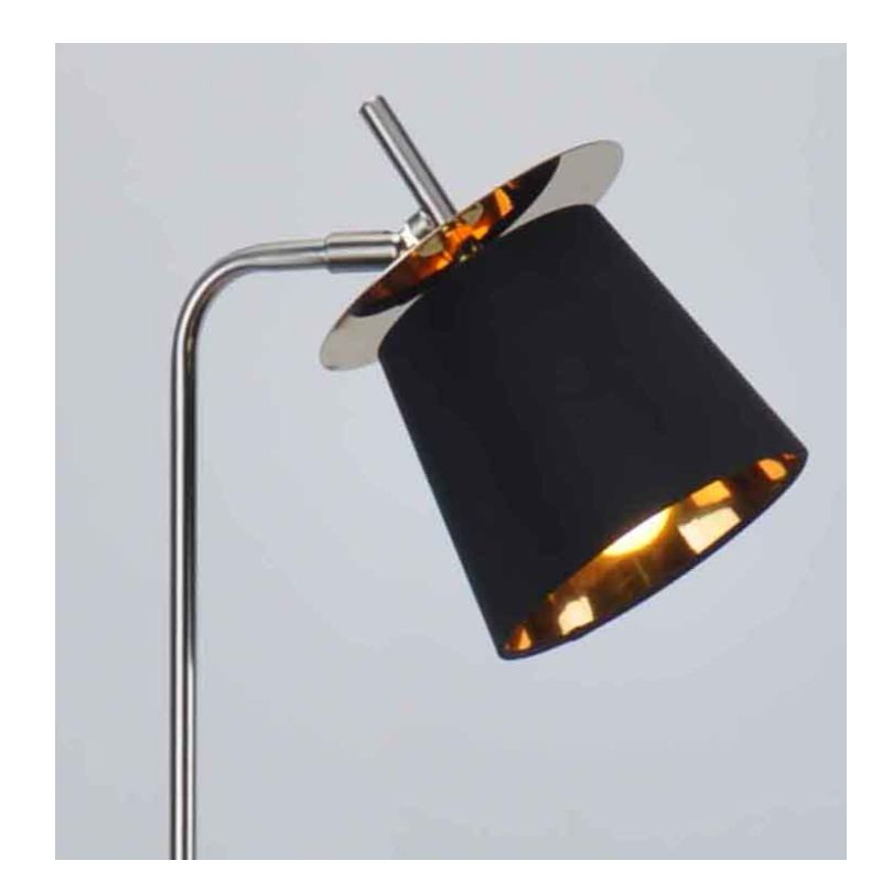 Moderne gulvlampe med stofskygge, sort skygge inde i guld